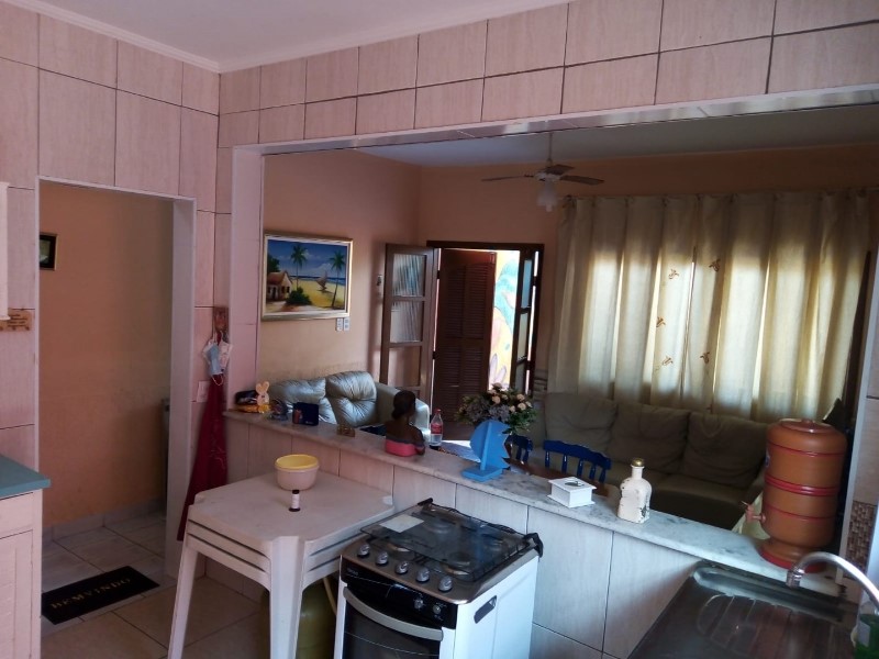 Casa à venda com 3 quartos, 100m² - Foto 11