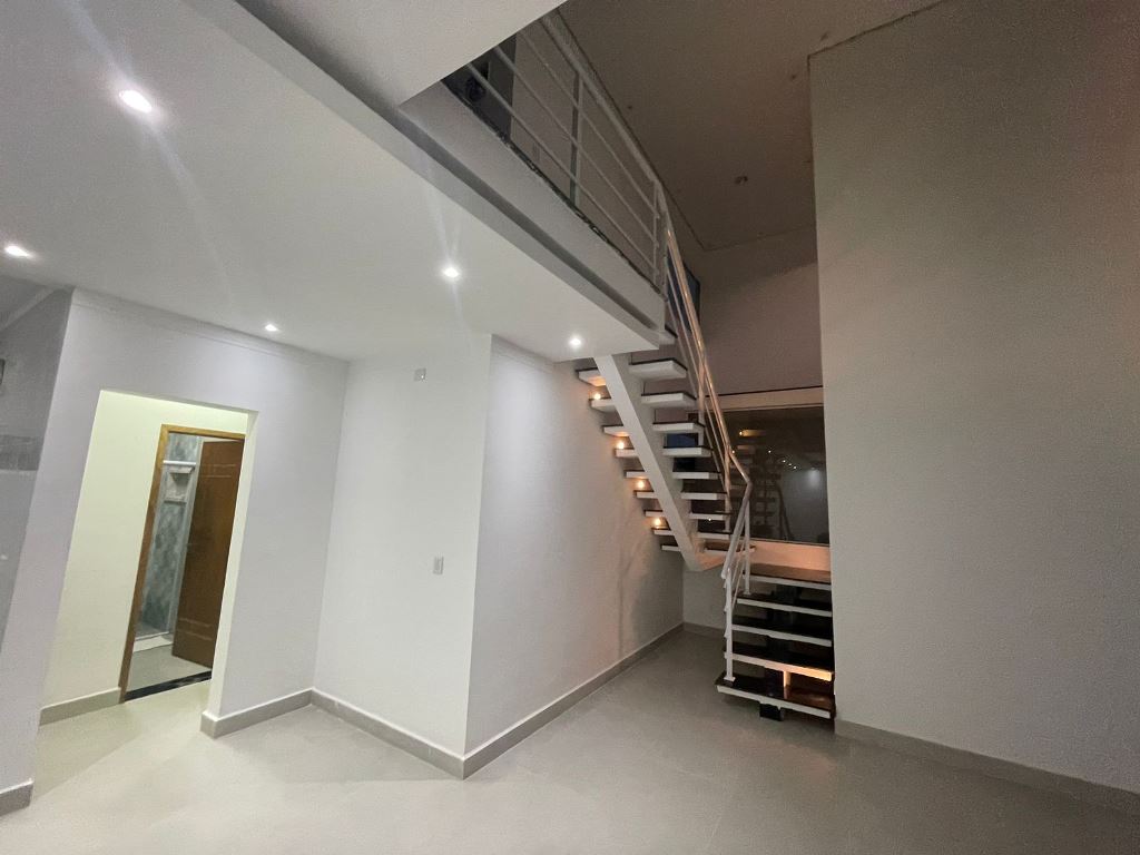 Casa à venda com 4 quartos, 240m² - Foto 51