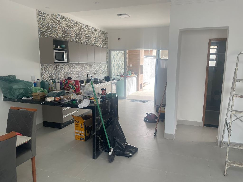 Casa à venda com 4 quartos, 240m² - Foto 14