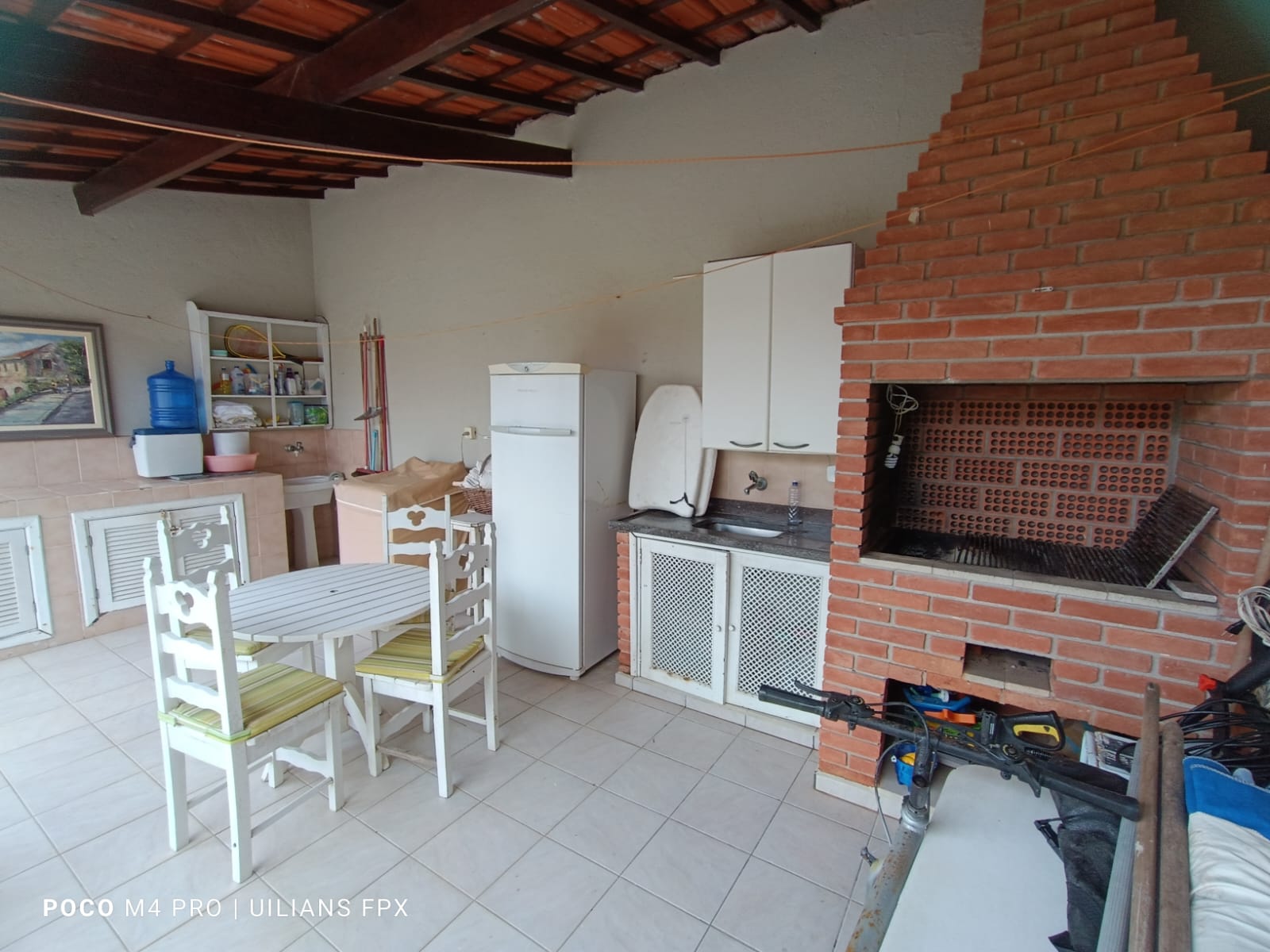 Casa à venda com 5 quartos, 194m² - Foto 4