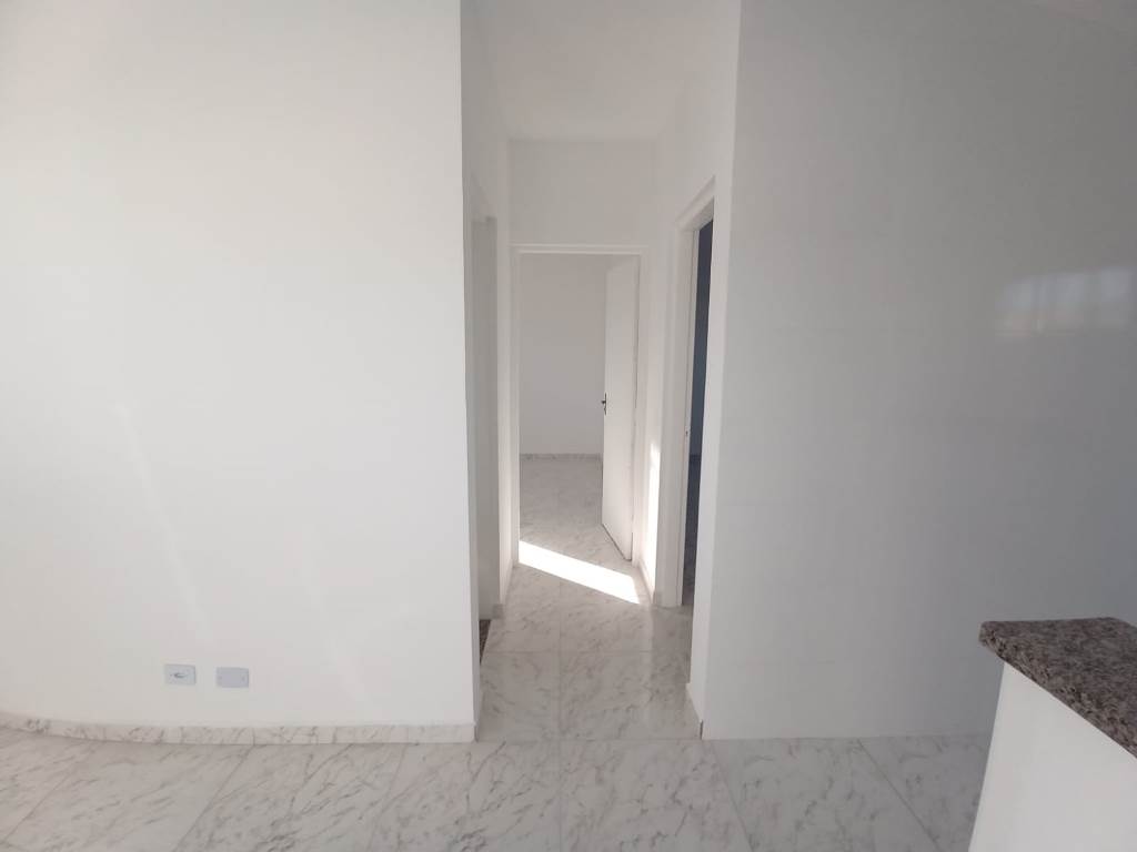 Casa à venda com 2 quartos, 68m² - Foto 7