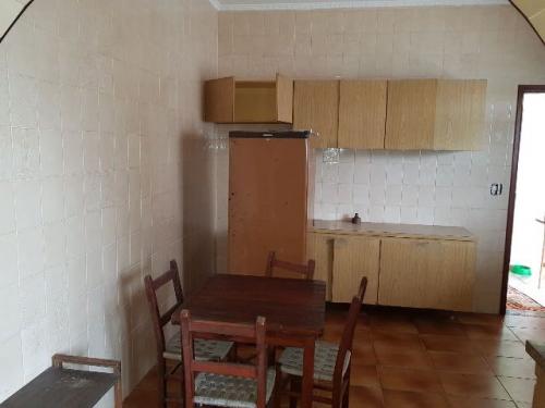 Casa à venda com 4 quartos, 300m² - Foto 11