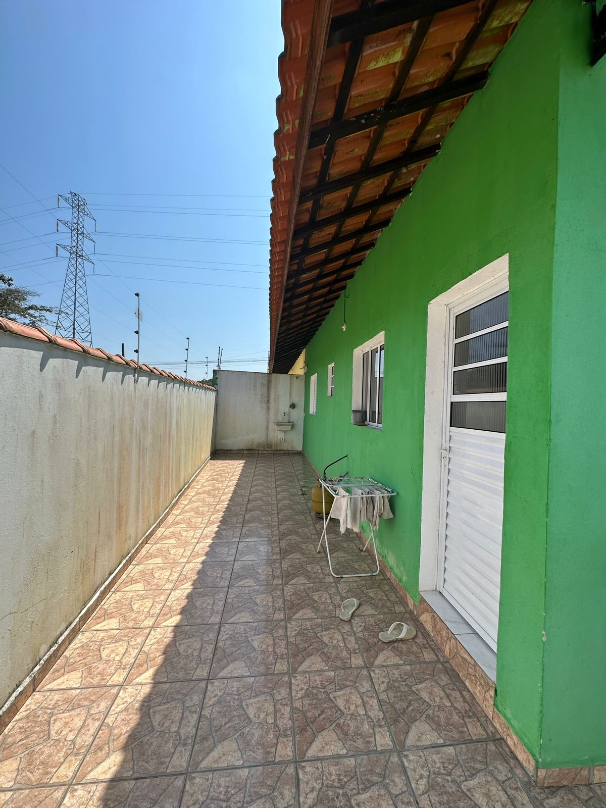 Casa à venda com 2 quartos, 65m² - Foto 8