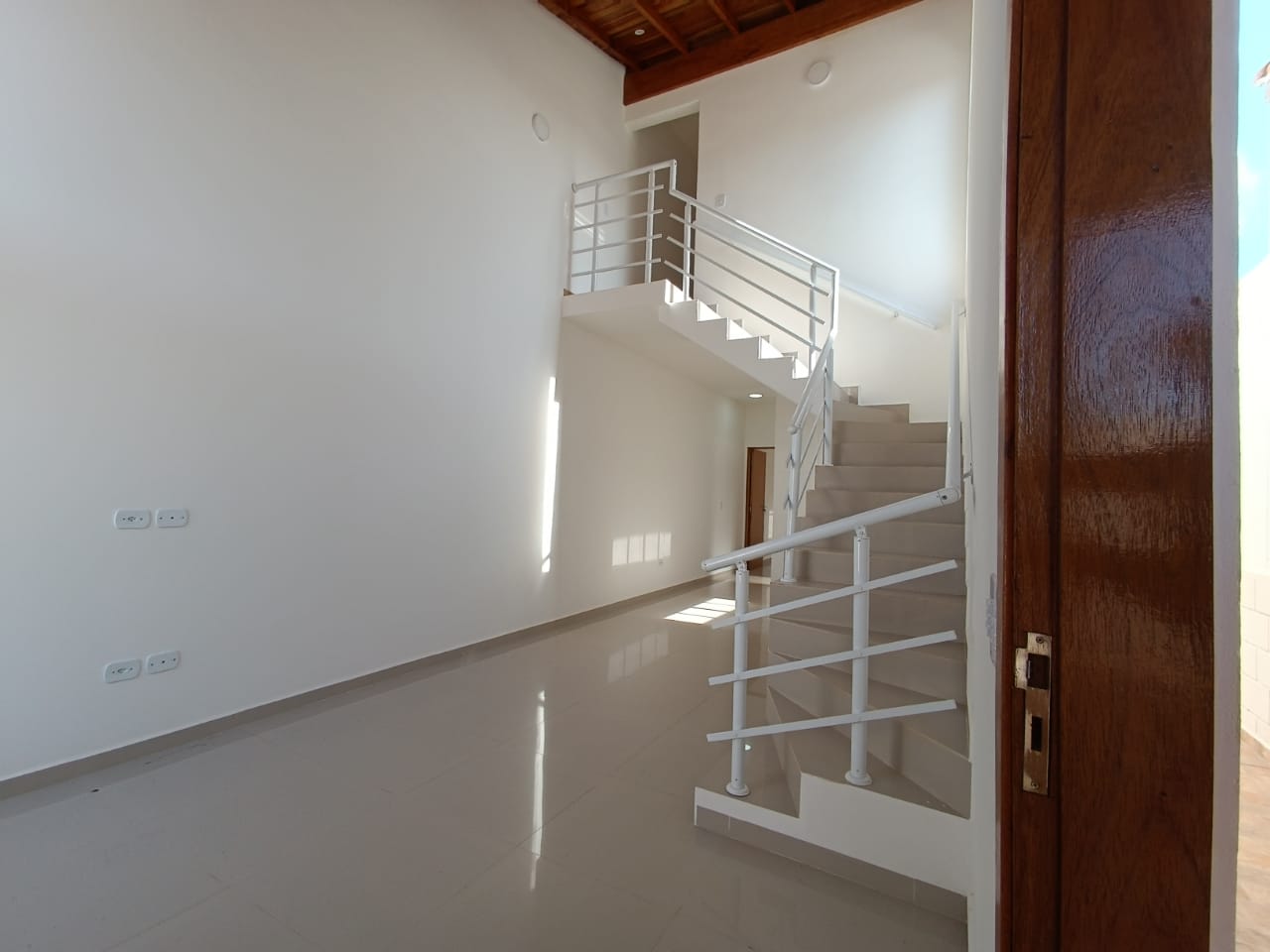 Casa à venda com 3 quartos, 83m² - Foto 19