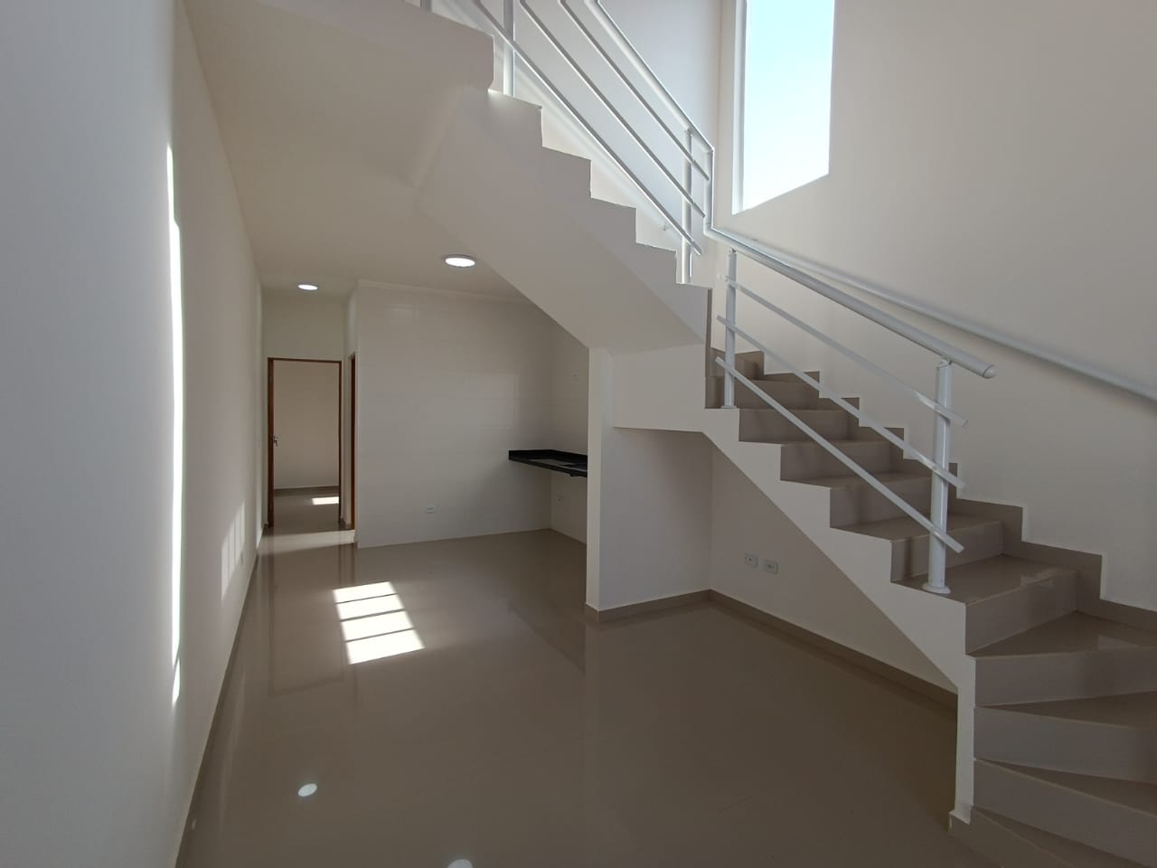 Casa à venda com 3 quartos, 83m² - Foto 14