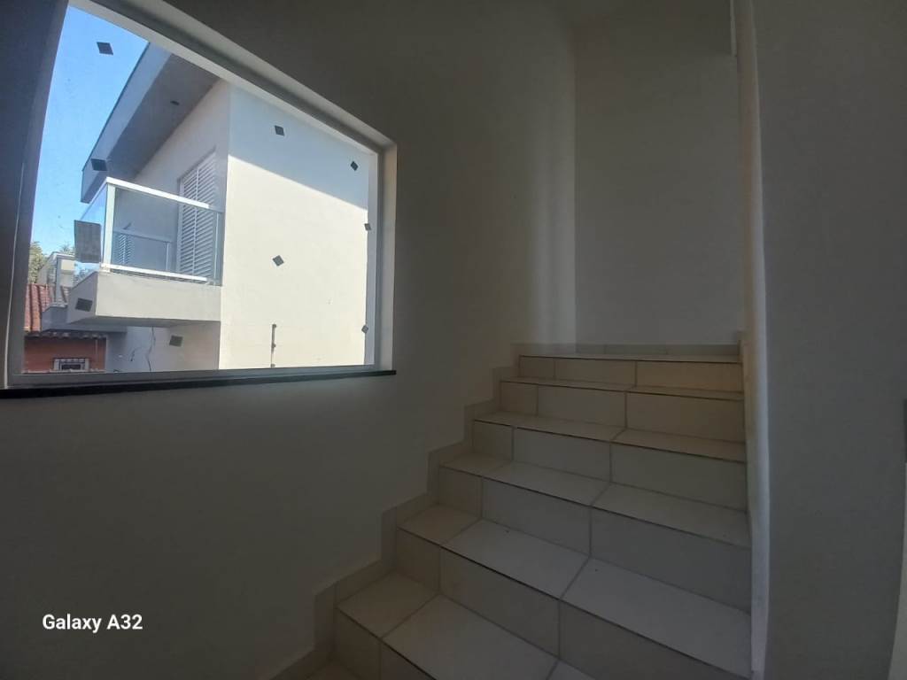 Casa à venda com 3 quartos, 120m² - Foto 12