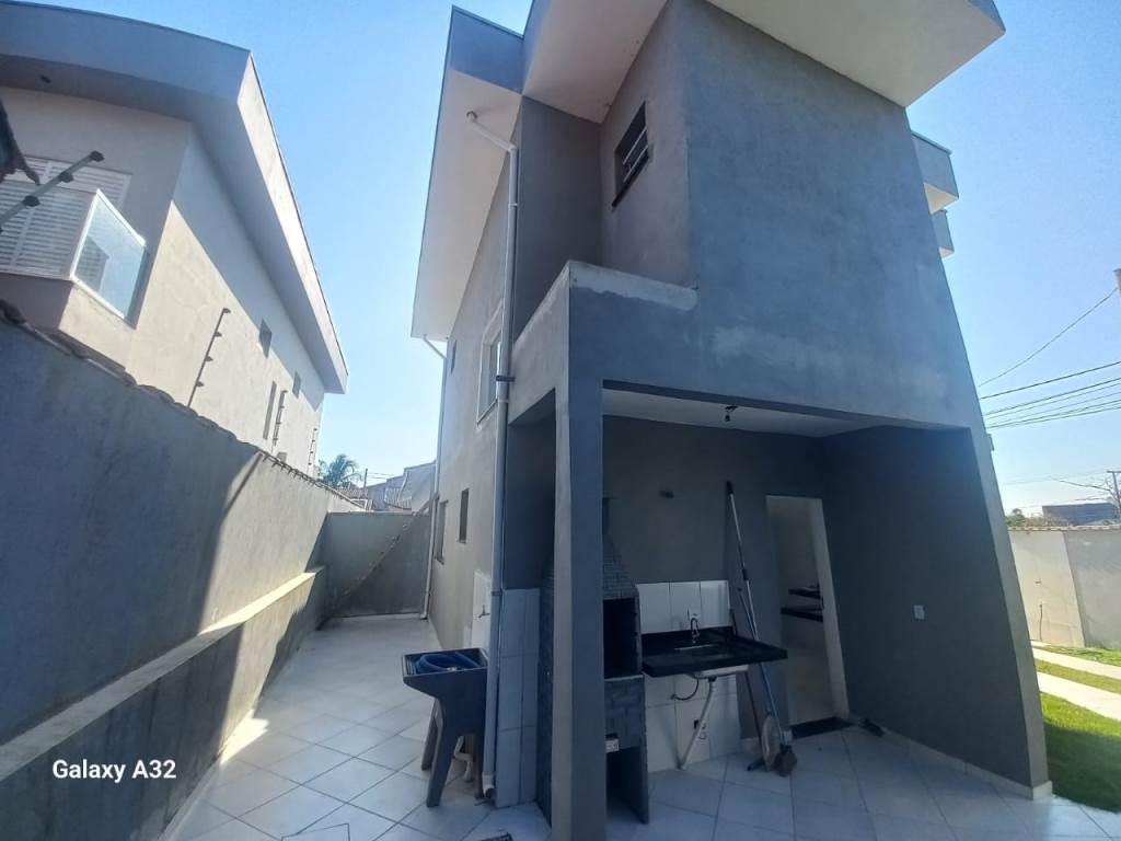 Casa à venda com 3 quartos, 120m² - Foto 16