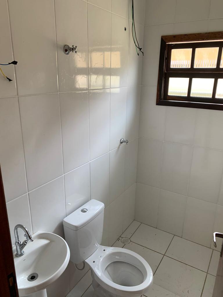 Casa à venda com 2 quartos, 60m² - Foto 5