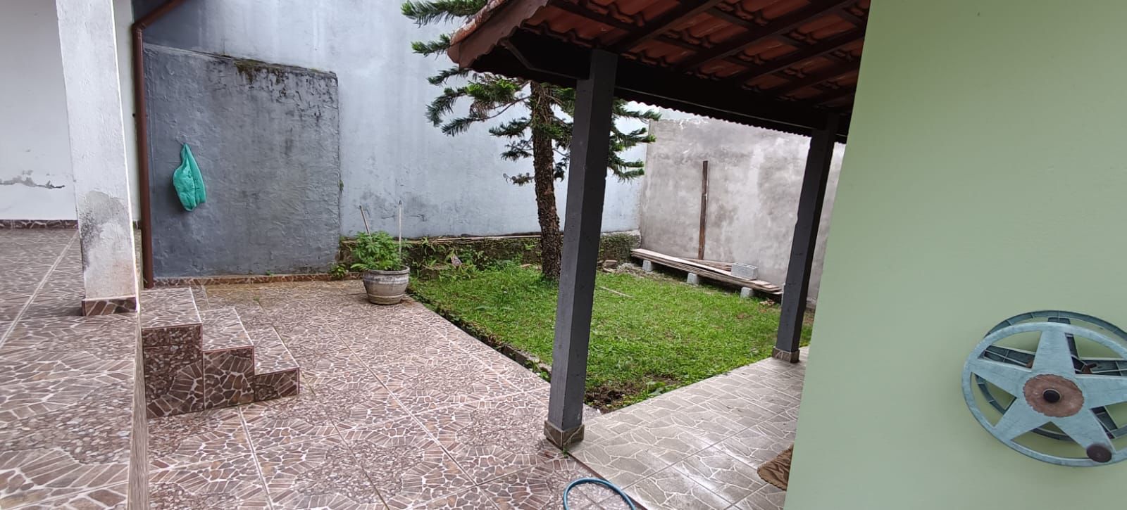 Casa à venda com 2 quartos, 150m² - Foto 1