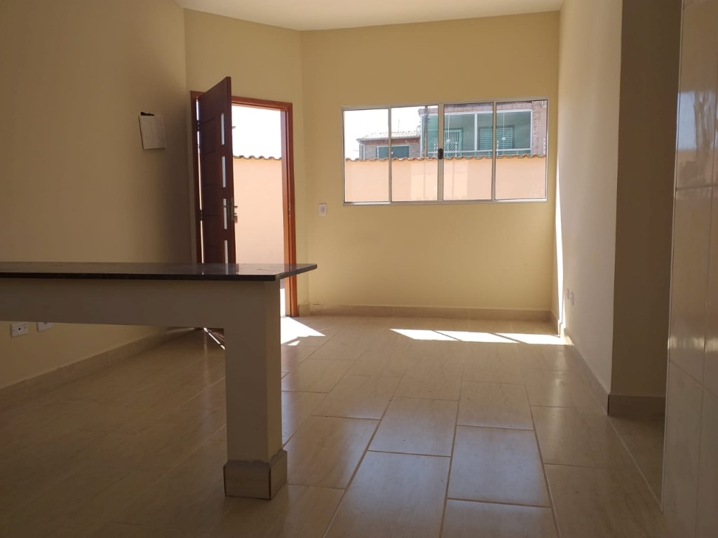 Casa à venda com 2 quartos, 60m² - Foto 15