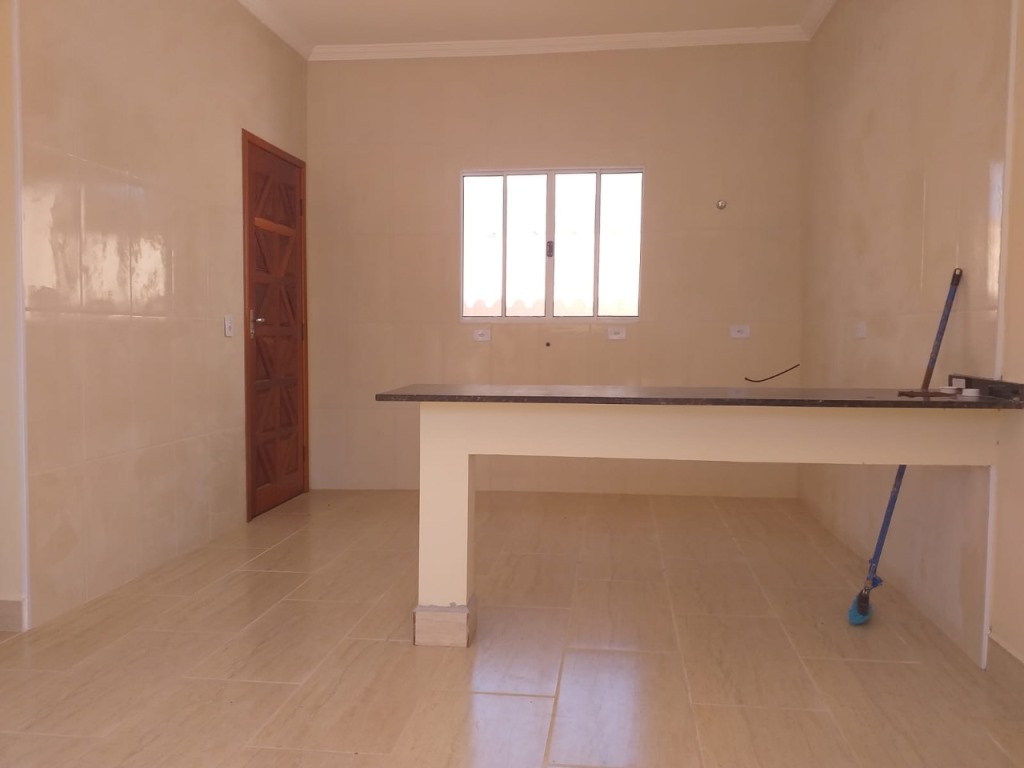 Casa à venda com 2 quartos, 60m² - Foto 19