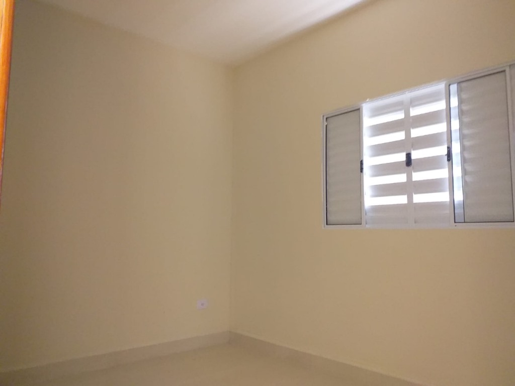 Casa à venda com 2 quartos, 60m² - Foto 17