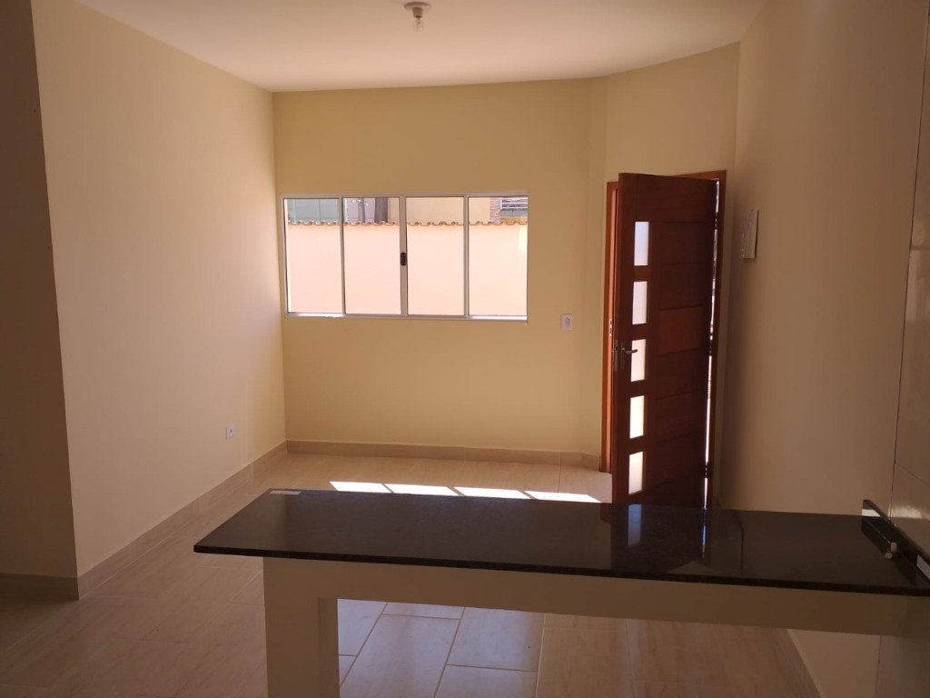 Casa à venda com 2 quartos, 60m² - Foto 14