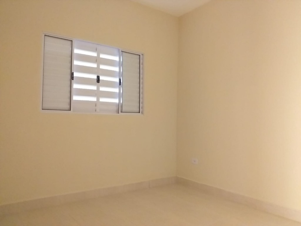 Casa à venda com 2 quartos, 60m² - Foto 18