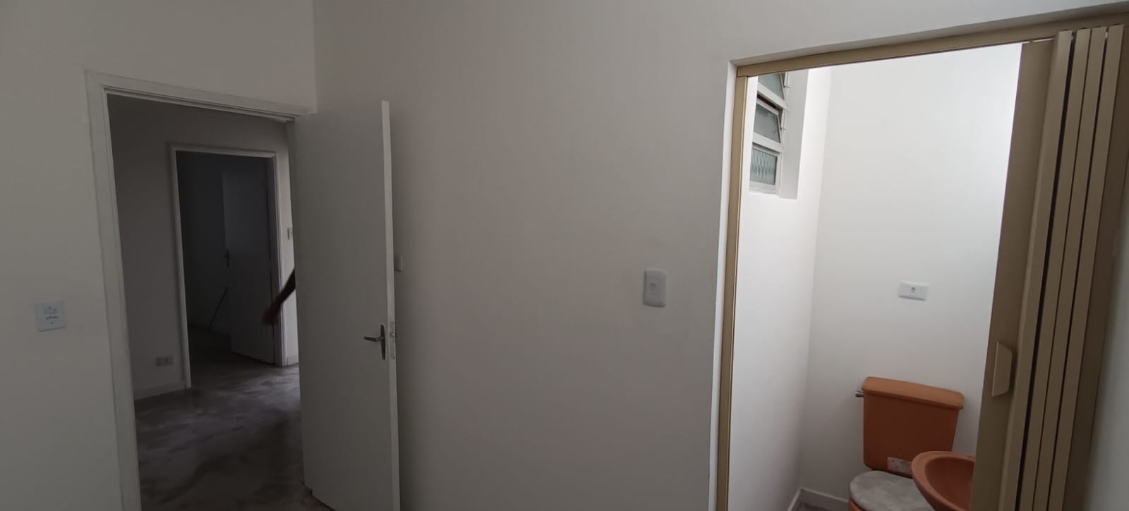 Apartamento à venda com 3 quartos, 84m² - Foto 2