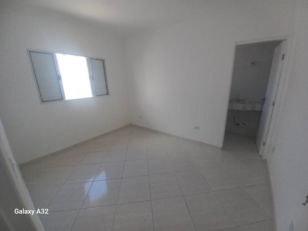 Casa à venda com 2 quartos, 55m² - Foto 15