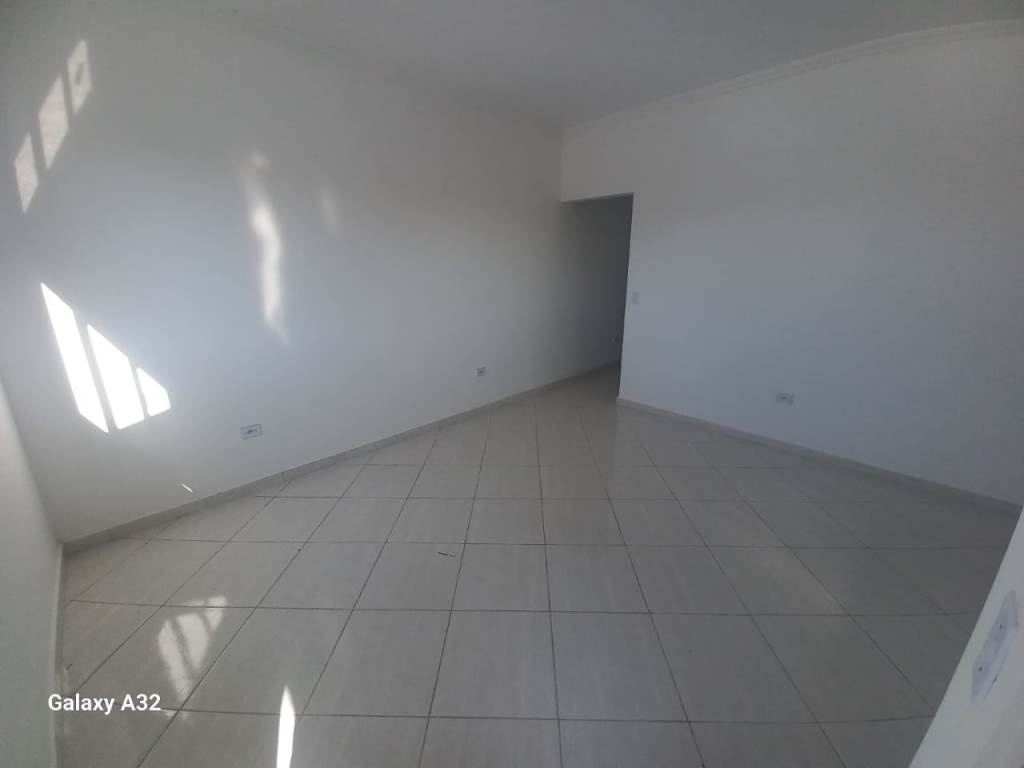 Casa à venda com 2 quartos, 55m² - Foto 9