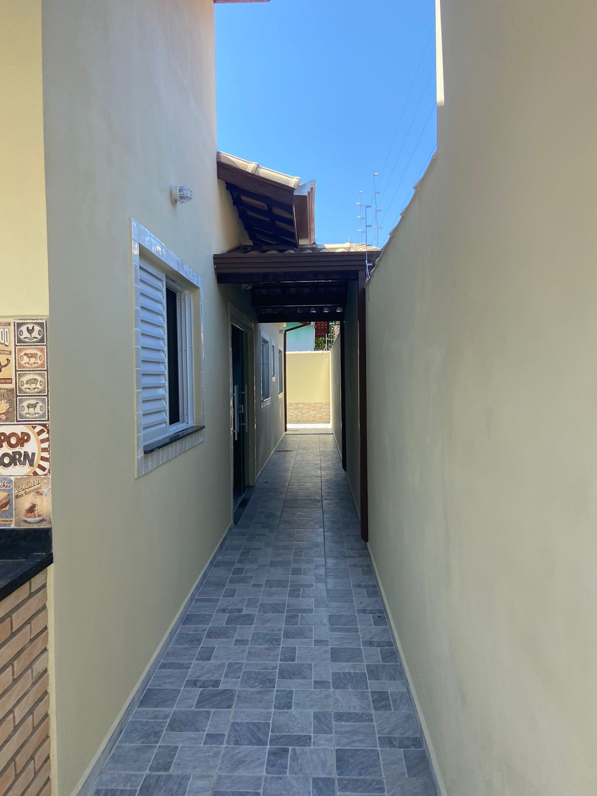 Casa à venda com 2 quartos, 49m² - Foto 8