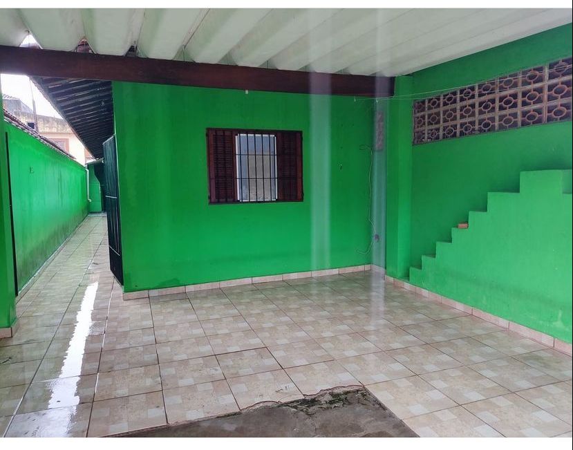 Casa à venda com 2 quartos, 100m² - Foto 1