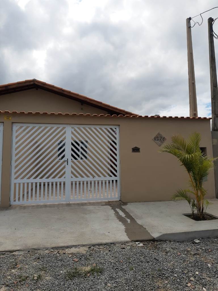 Casa à venda com 2 quartos, 150m² - Foto 2