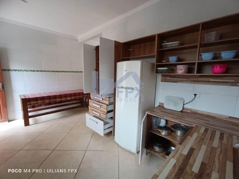 Casa à venda com 2 quartos, 84m² - Foto 4