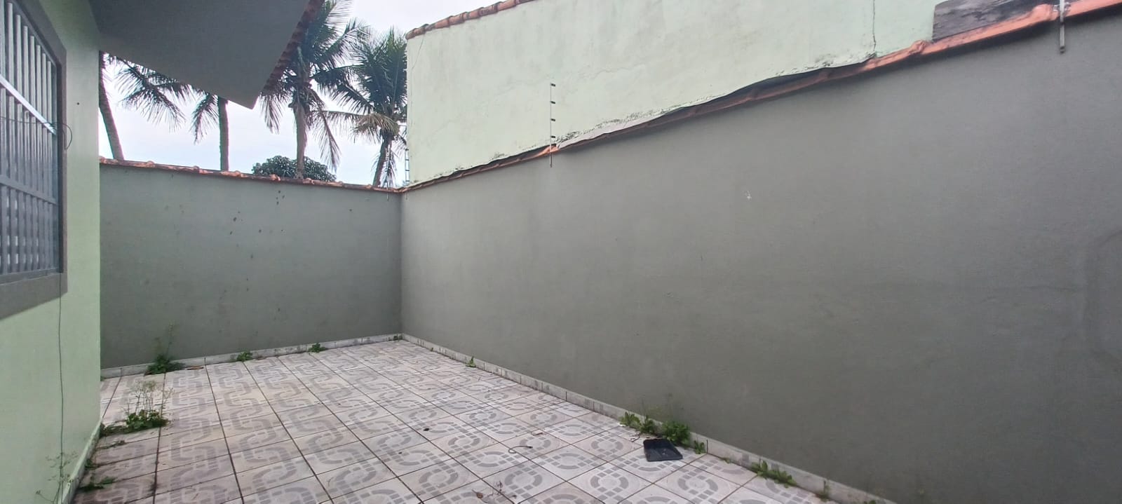 Casa à venda com 3 quartos, 130m² - Foto 2