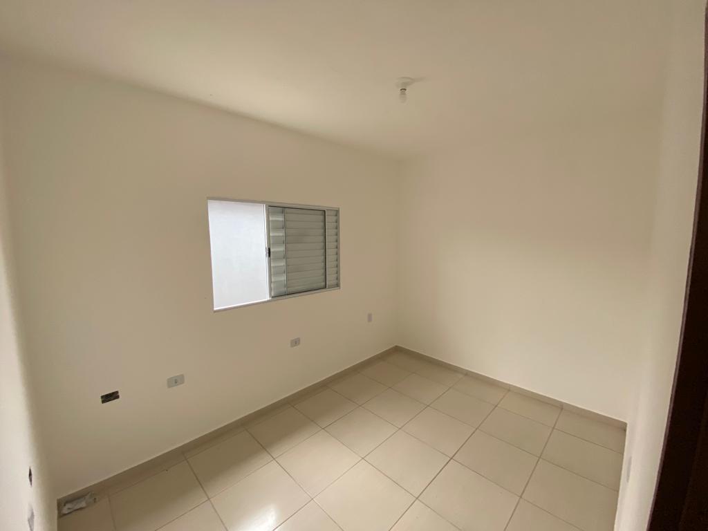 Casa à venda com 2 quartos, 103m² - Foto 3