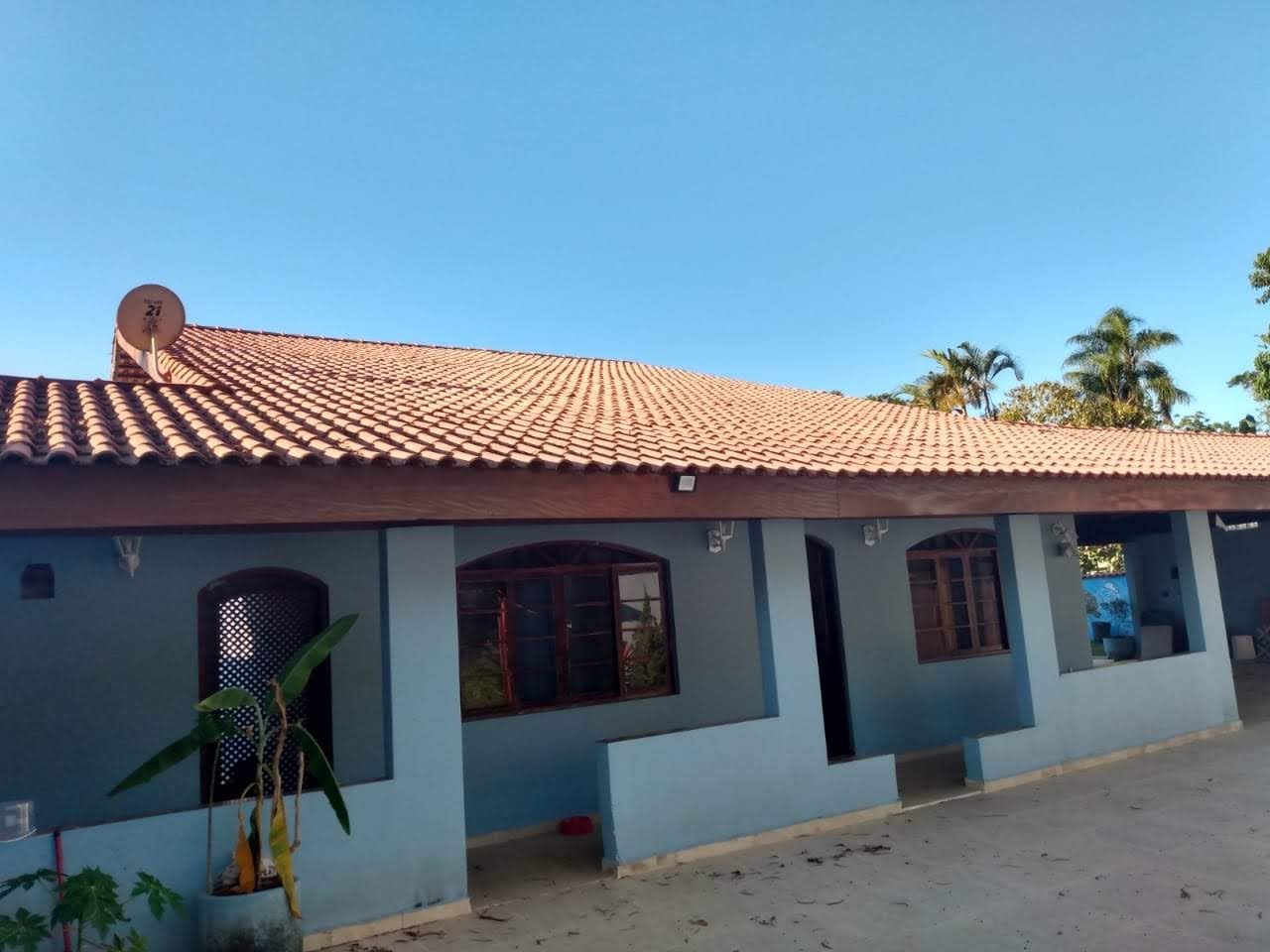 Chácara à venda com 3 quartos, 240m² - Foto 1