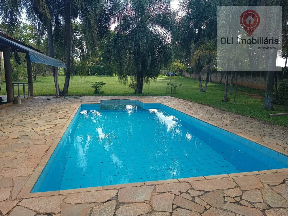 Chácara, 3 quartos, 2507 m² - Foto 1