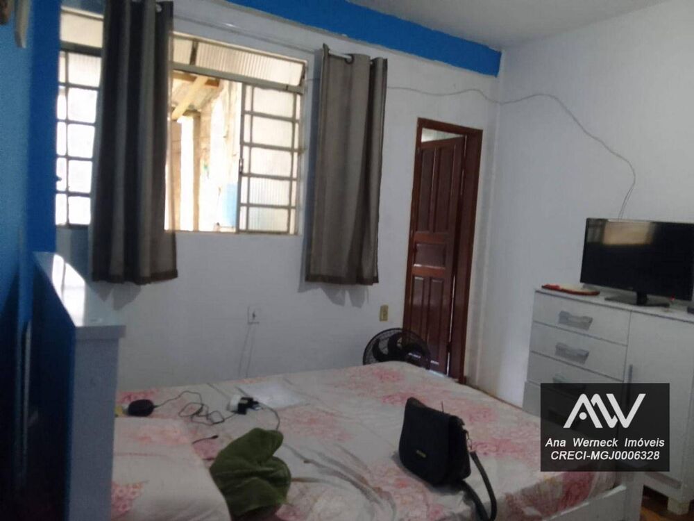 Casa à venda com 3 quartos, 200m² - Foto 4