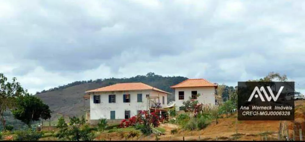 Chácara à venda com 9 quartos, 10000M2 - Foto 4