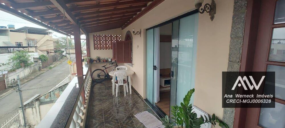 Sobrado à venda com 3 quartos, 150m² - Foto 1