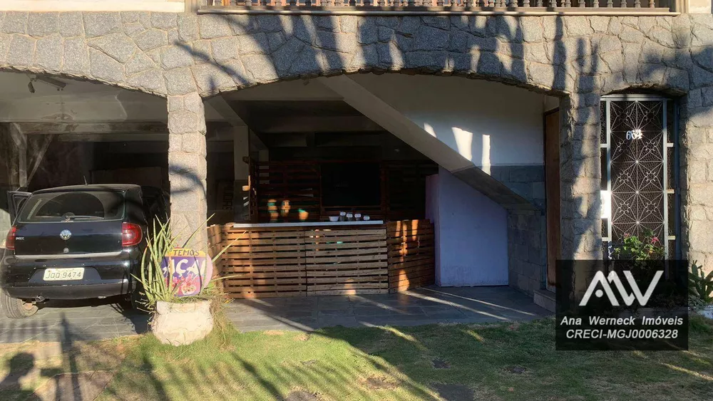 Casa, 3 quartos, 250 m² - Foto 1