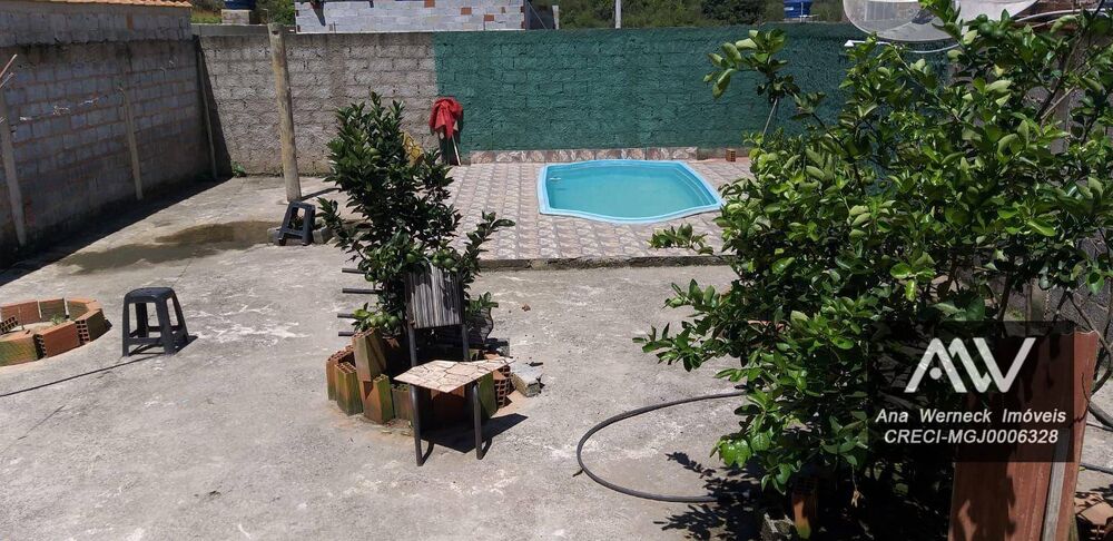 Casa à venda com 2 quartos, 150m² - Foto 8
