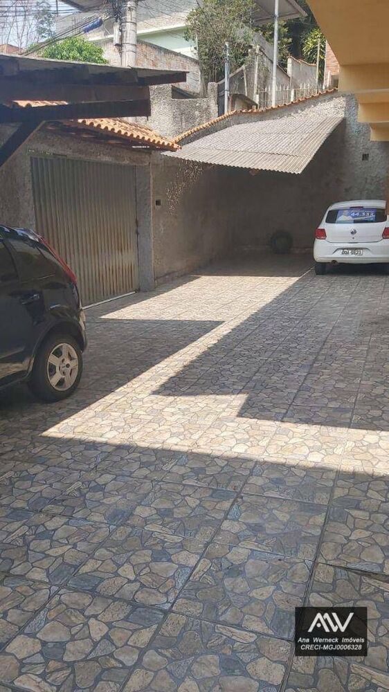 Casa à venda com 3 quartos, 70m² - Foto 2