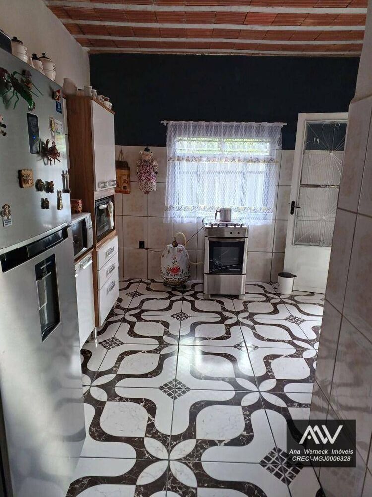 Casa à venda com 2 quartos, 100m² - Foto 7