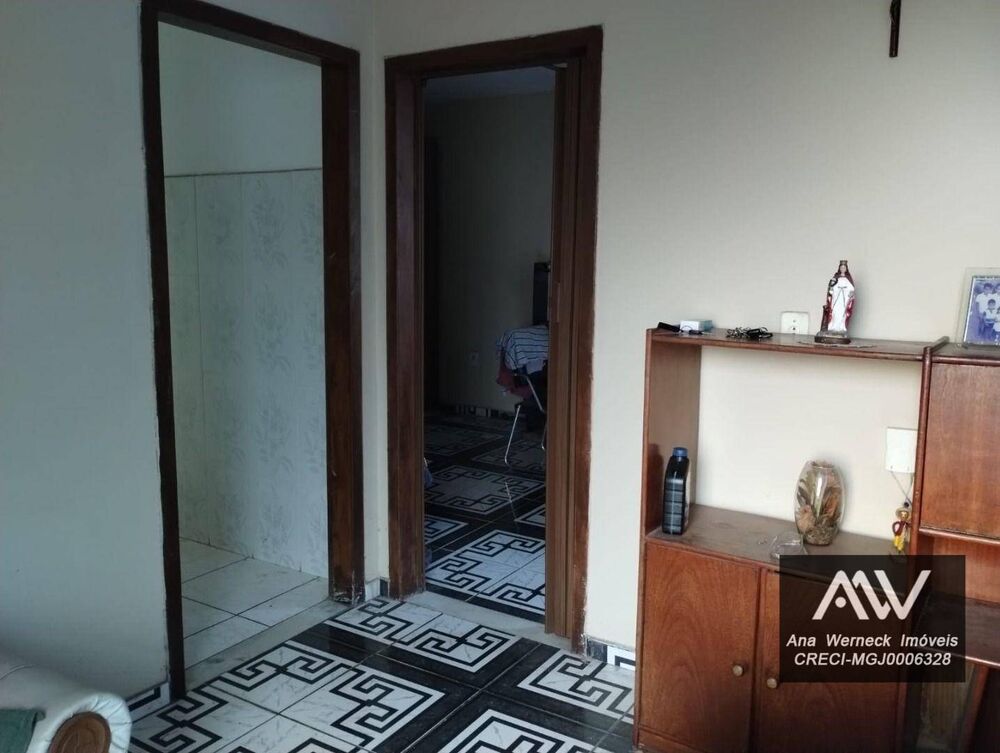 Casa à venda com 2 quartos, 80m² - Foto 5