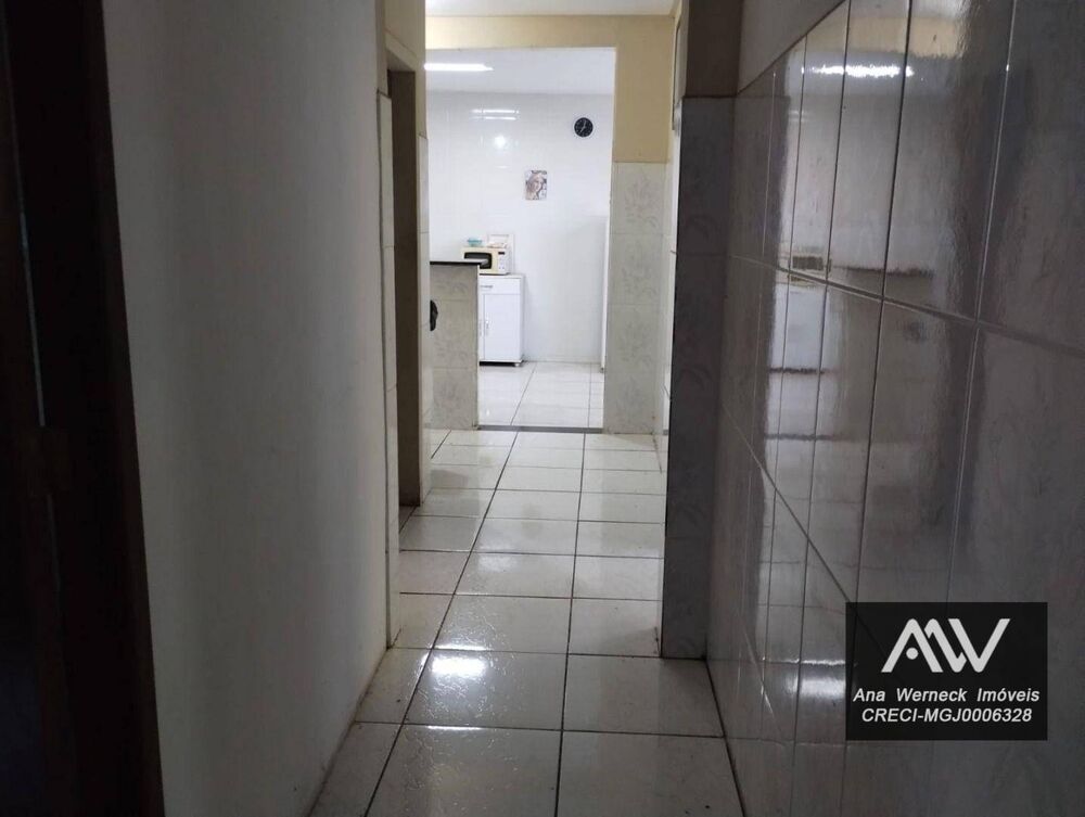 Casa à venda com 2 quartos, 80m² - Foto 7