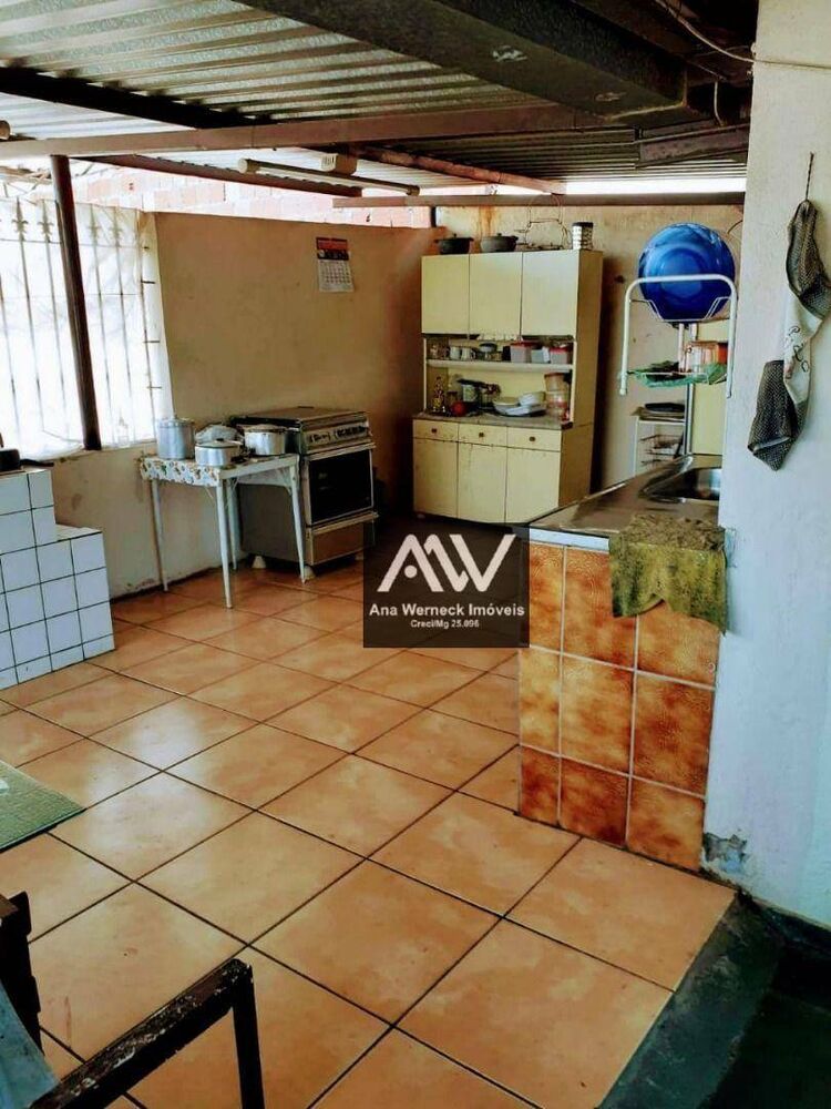 Casa à venda com 4 quartos, 230m² - Foto 6