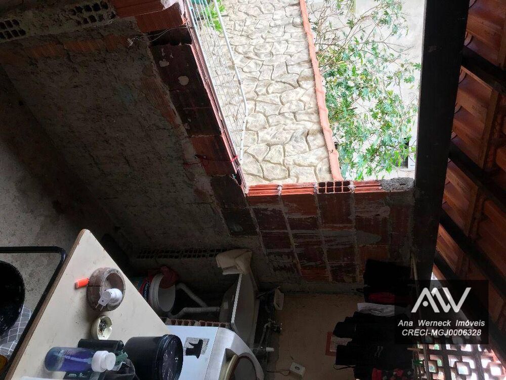 Casa à venda com 5 quartos, 300m² - Foto 24