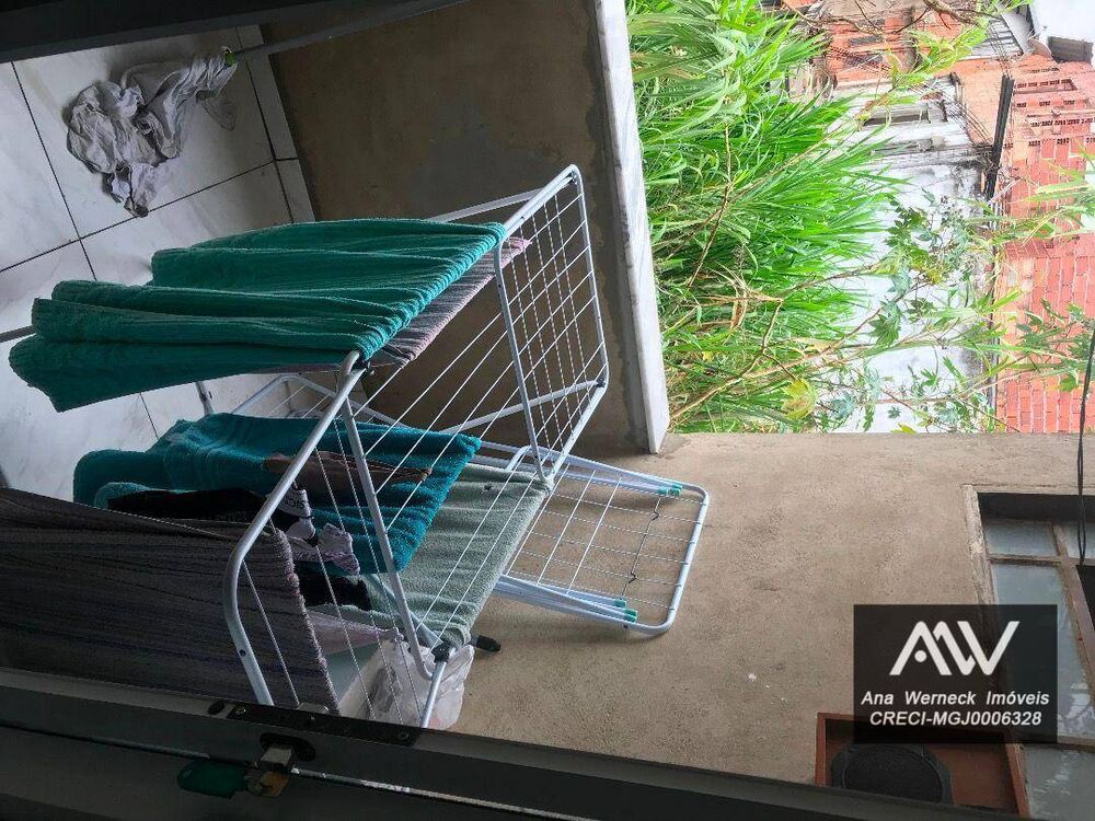 Casa à venda com 5 quartos, 300m² - Foto 44