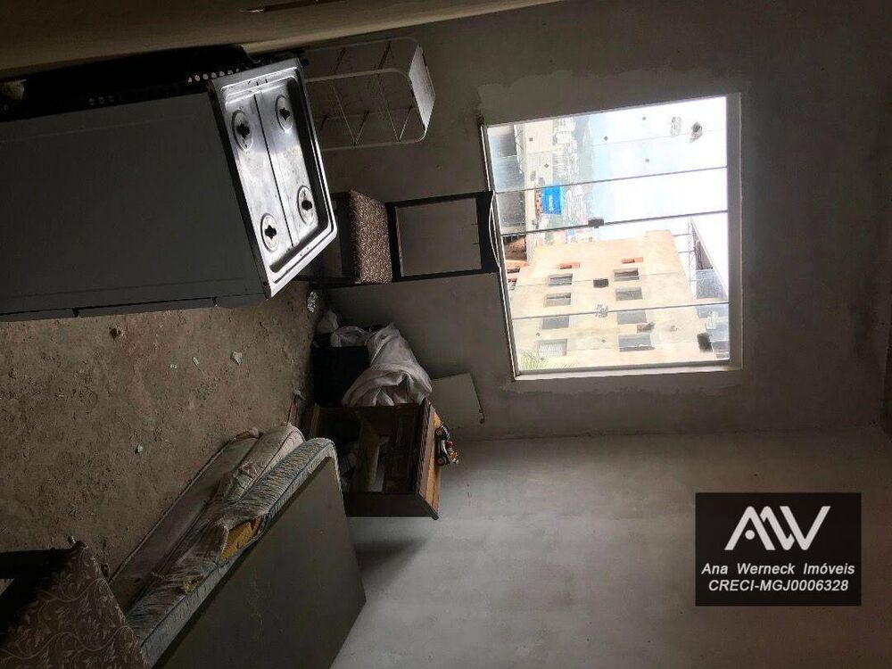 Casa à venda com 5 quartos, 300m² - Foto 8