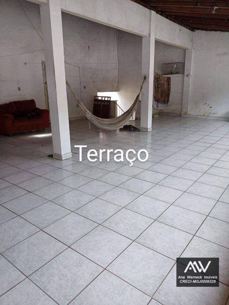 Casa de Condomínio à venda com 5 quartos, 210m² - Foto 5