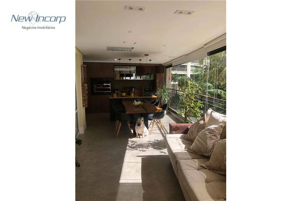 Apartamento, 3 quartos, 196 m² - Foto 2