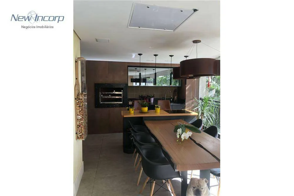 Apartamento, 3 quartos, 196 m² - Foto 1