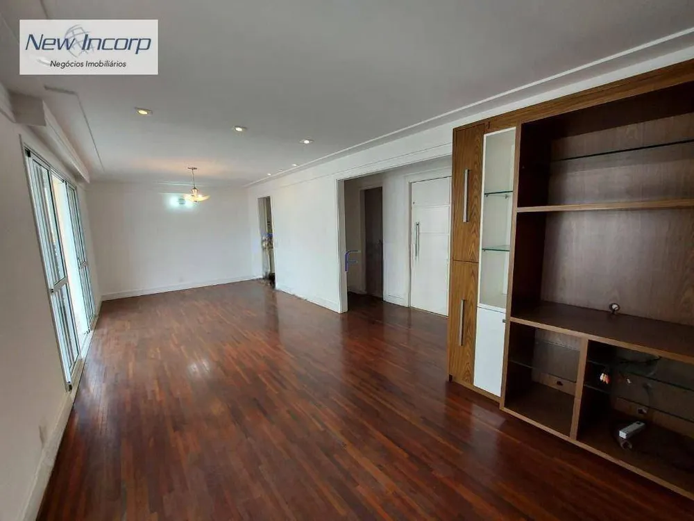 Apartamento, 3 quartos, 136 m² - Foto 2
