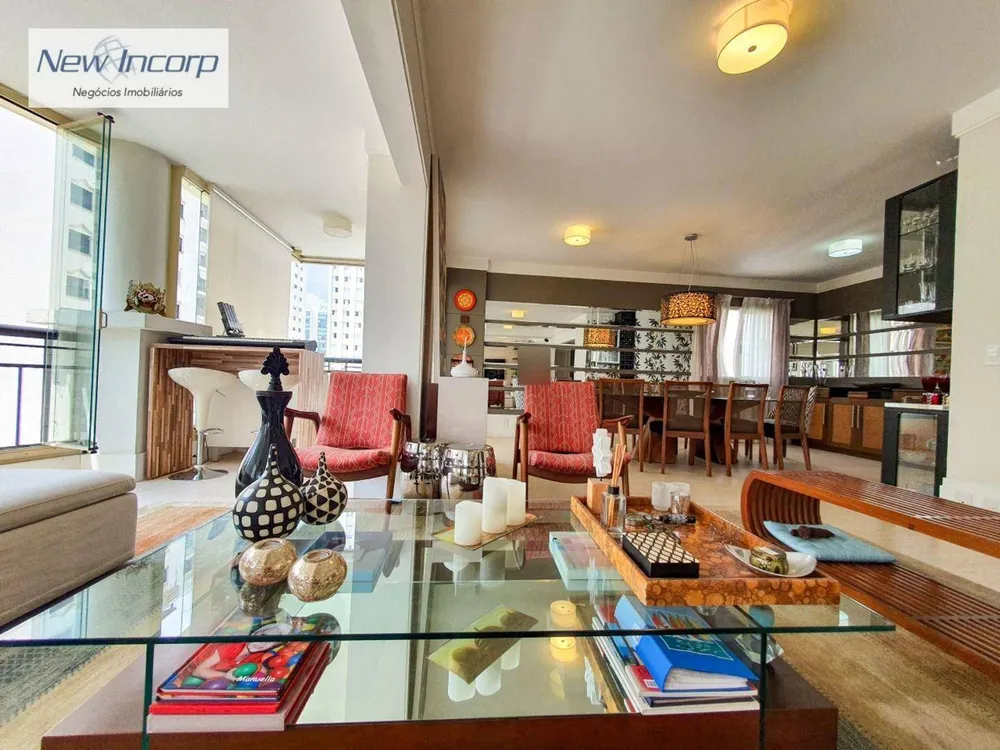 Apartamento, 4 quartos, 200 m² - Foto 1