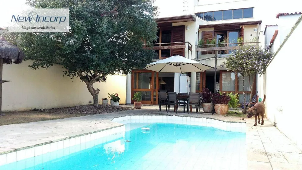 Sobrado, 4 quartos, 450 m² - Foto 1