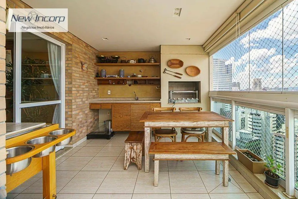 Apartamento, 4 quartos, 238 m² - Foto 2