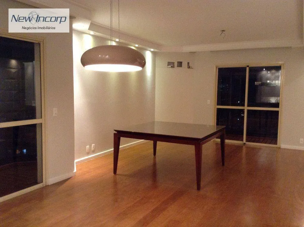 Apartamento, 3 quartos, 165 m² - Foto 1